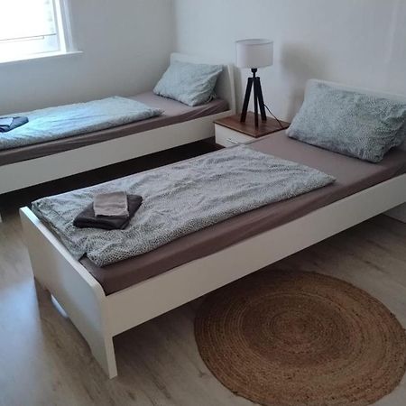 Guenstige Monteurwohnung In บาดกรุนด์ ภายนอก รูปภาพ